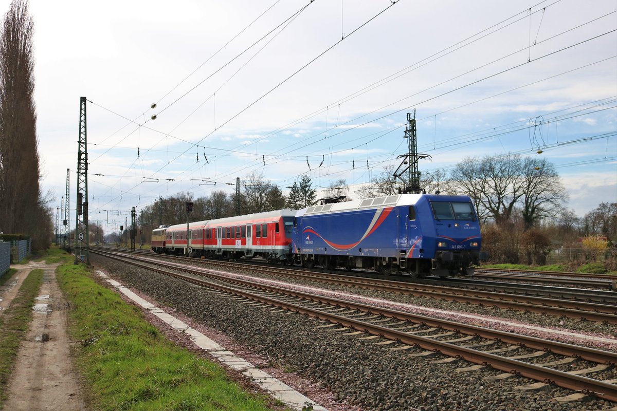 Überführungsfahrt mit SRI 145 087-3 mit zwei n-Wagen und E10 1309 in Darmstadt am 08.03.20 