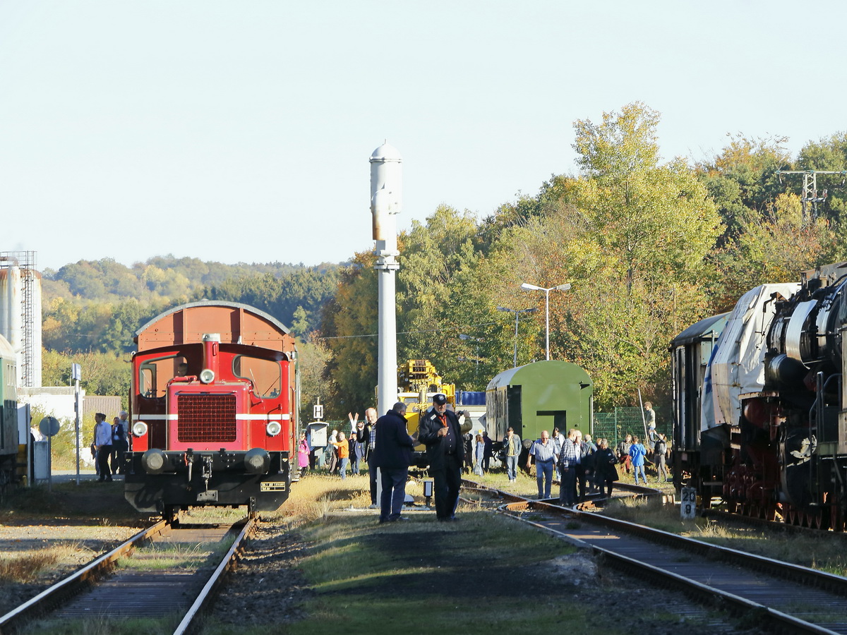 Übersicht über den Bahnhof Schwarzerden der Ostertalbahn am 21. Oktober 2018.