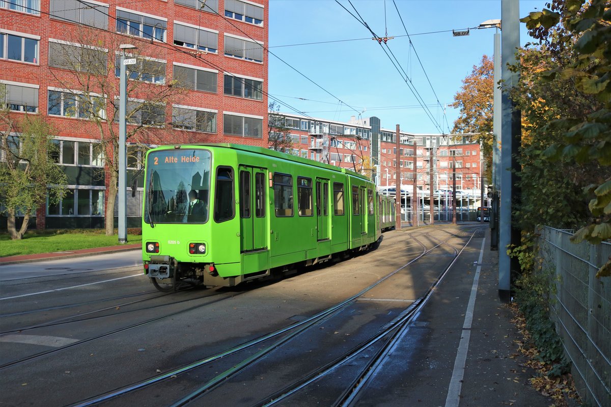ÜSTRA Hannover Düwag TW6000 Wagen 6205 am 14.11.19 in Hannover