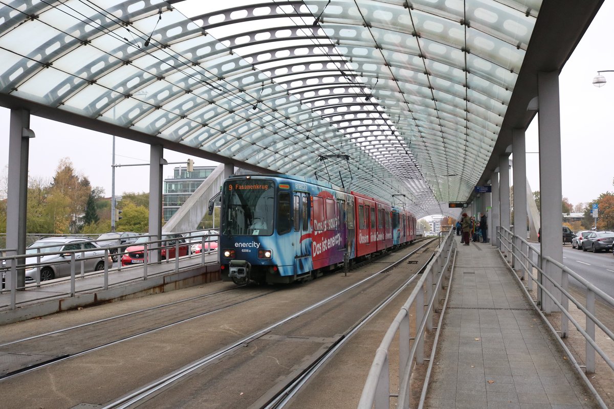 ÜSTRA Hannover Düwag TW6000 Wagen 6206 am 15.11.19 in Hannover
