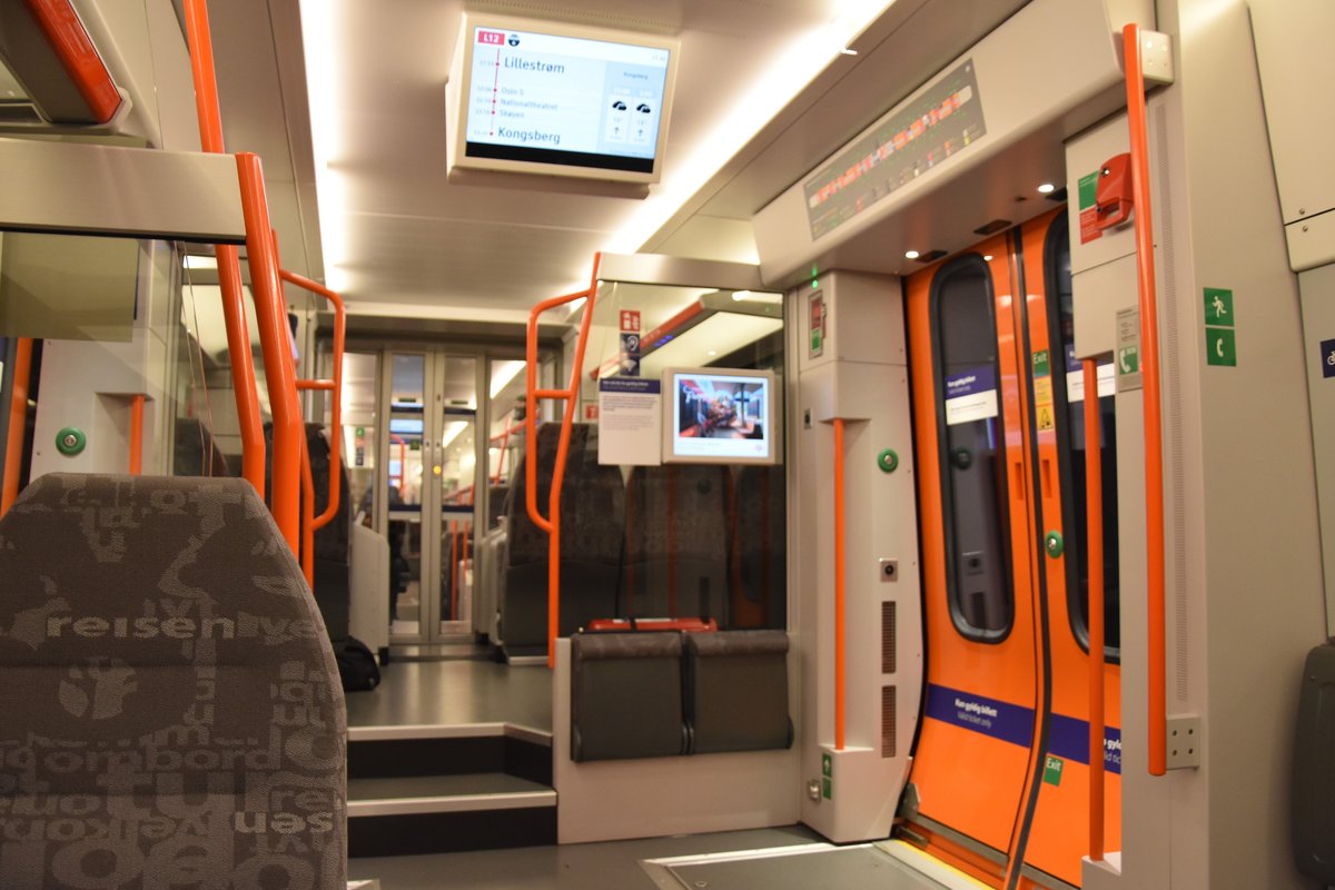 ULLENSAKER (Provinz Akershus), 10.09.2016, Innenleben der Baureihe 74/75