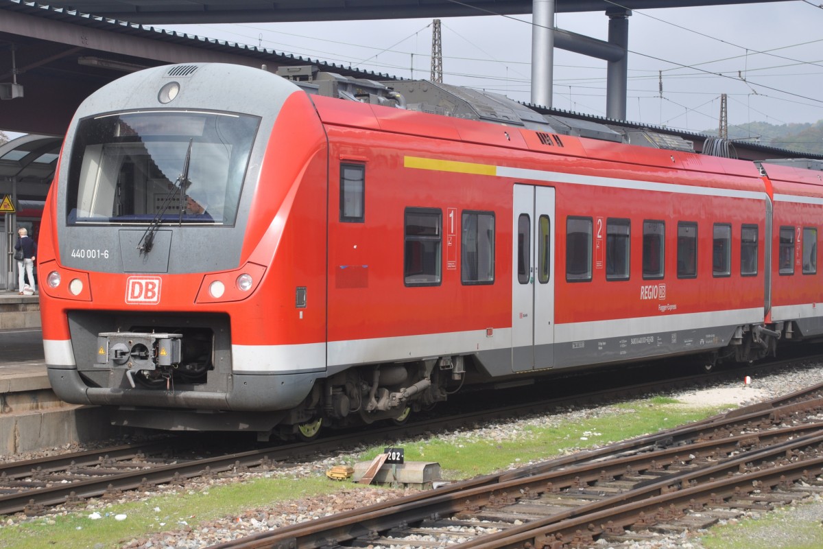ULM, 03.10.2014, 440 001-6 von DB Regio als Regionalexpress von Ulm Hbf über Augsburg Hbf nach München Hbf