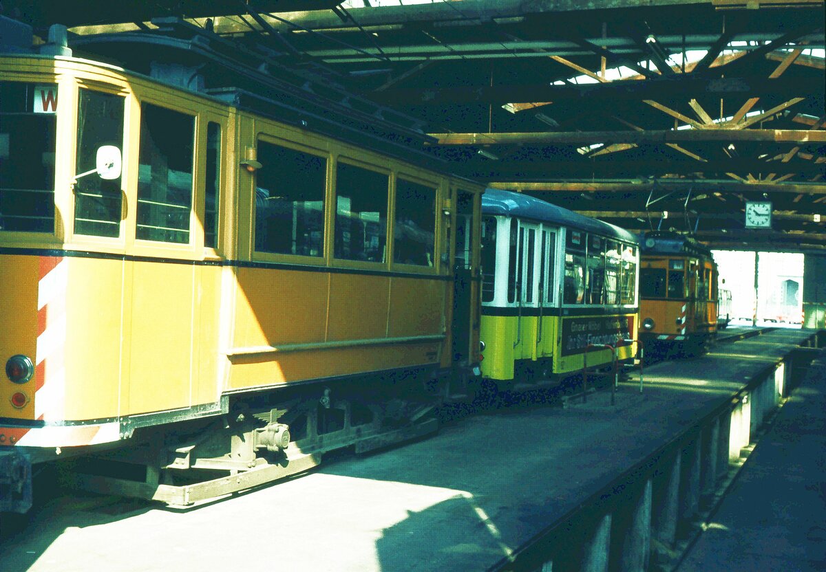 Ulm 08-09-1973_Depot_A2 + Bw52 = ex SSB 1306 + A3