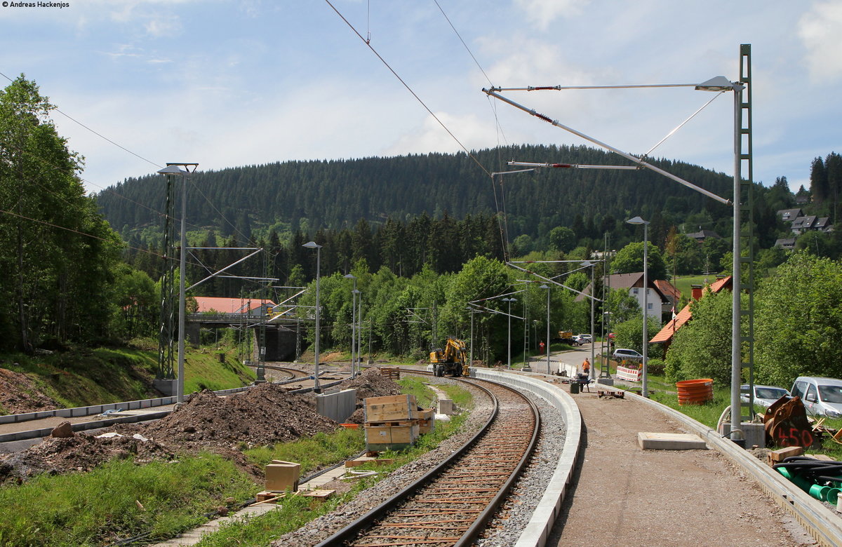 Umbauarbeiten Bahnsteig und Oberleitung in Bärental 9.6.16
