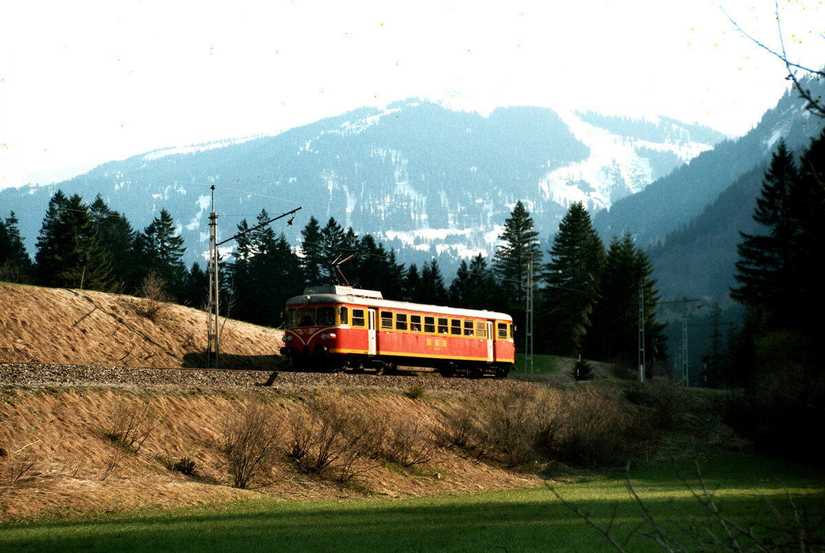 Umbauwagen ET 10.104 der österreichischen Montafonerbahn (MBS).
Datum: 23.04.1984