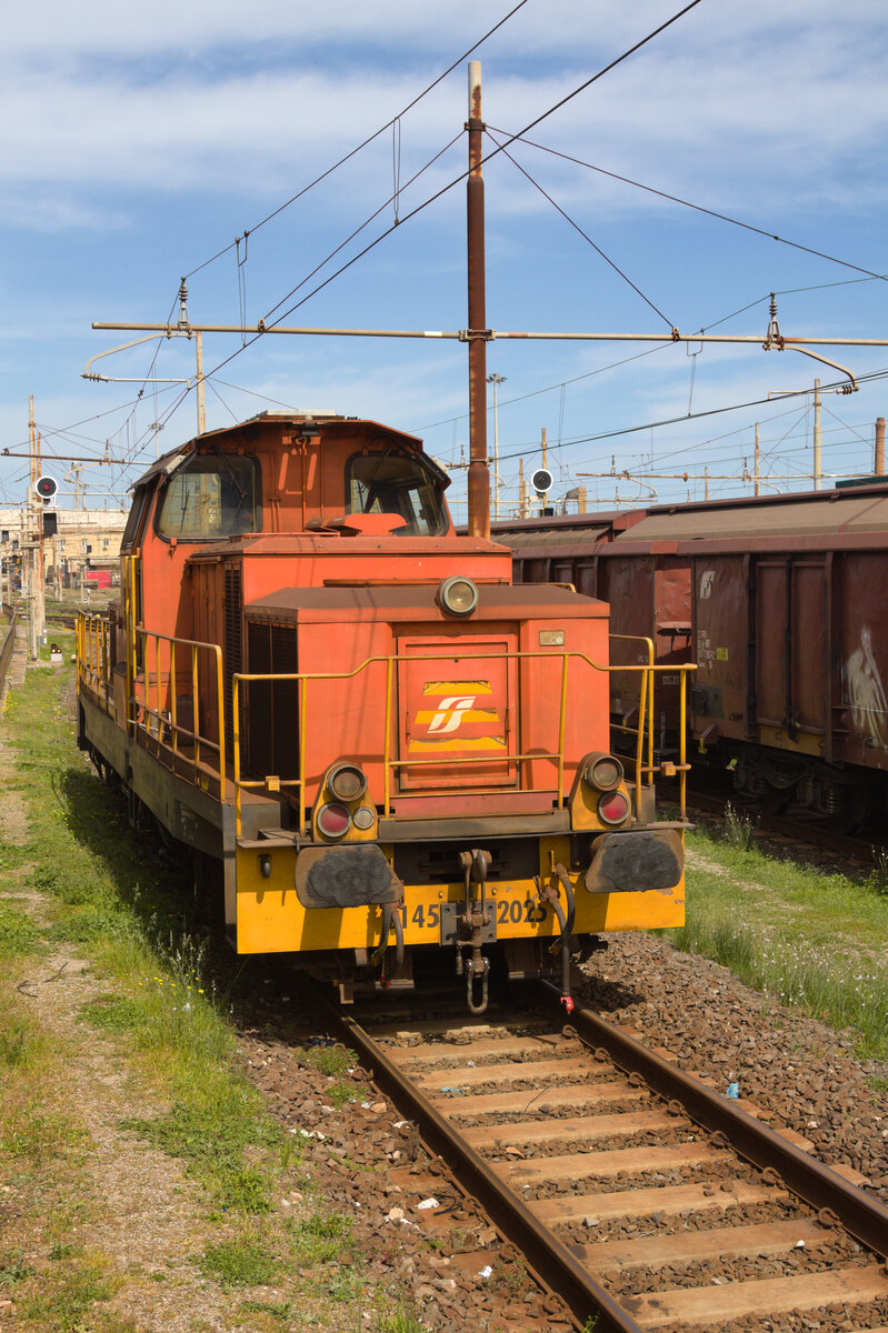 Unbekannte D145 im Bahnhof von Messina aufgenommen aus dem ICN 1963 am 31.03.2023. 