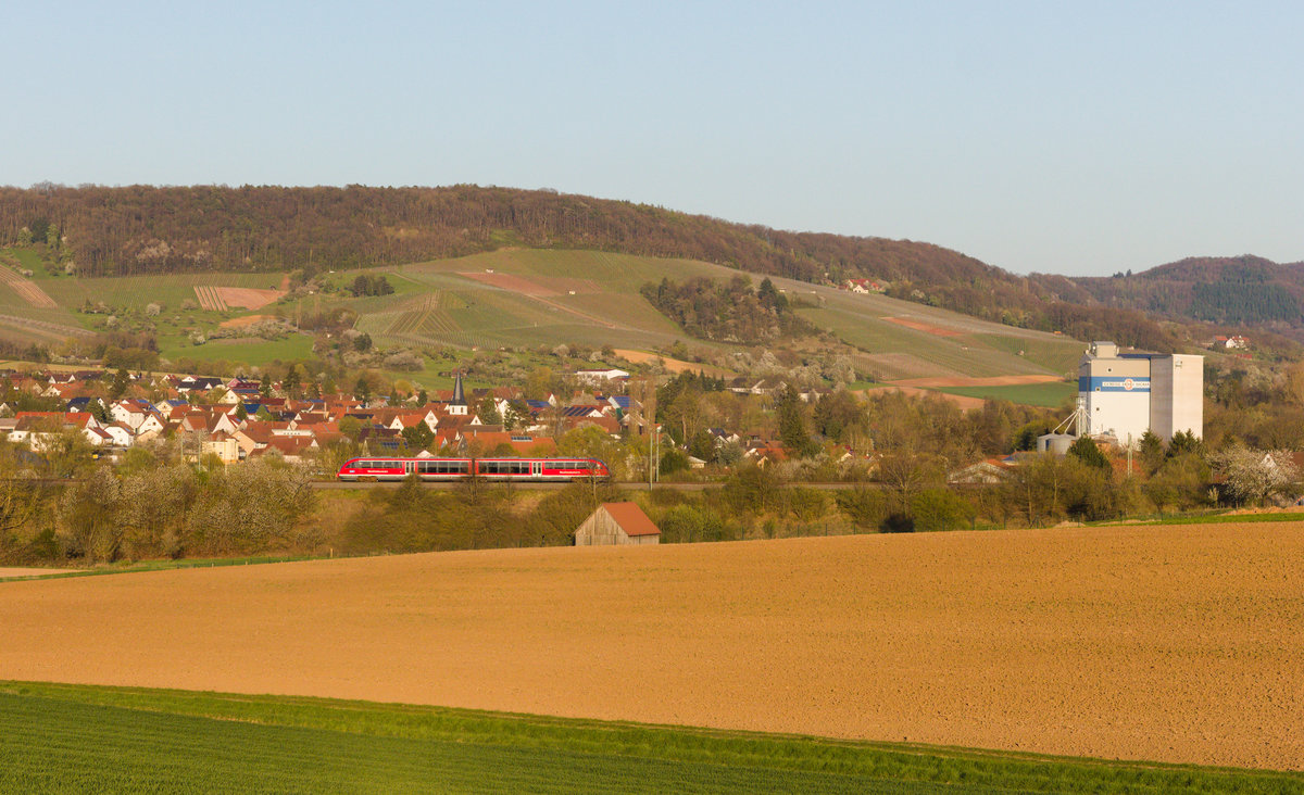 Unbekannter 642 als RE80 Crailsheim-Nürnberg am 23.04.2021 bei Scheppach.