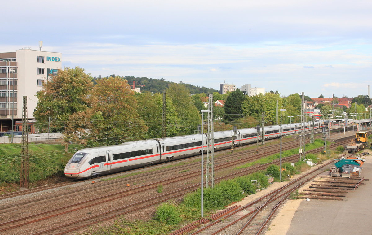 Unbekannter ICE 4 in Richtung Stuttgart am 03.09.2020 in Oberesslingen. 