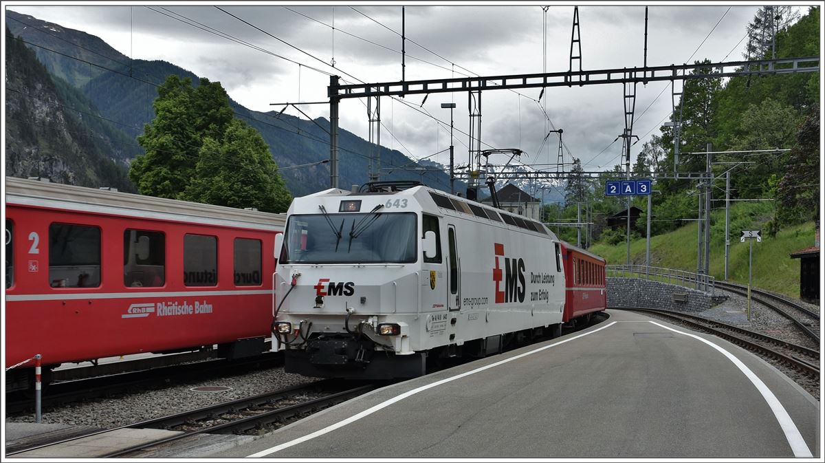 UNESCO Welterbetag bei der RhB. RE1149 mit Ge 4/4 III 643  Vals  in Filisur. (12.06.2016)