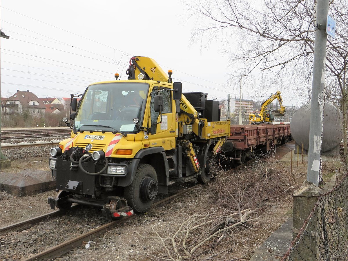 Unimog mit Palfinger Kran, Roth 21.03.2016