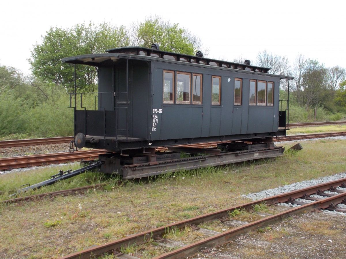 Unverändert steht der KB4 970-812 auf einem Rollwagen in Putbus.Aufgenommen am 11.Mai 2014.
