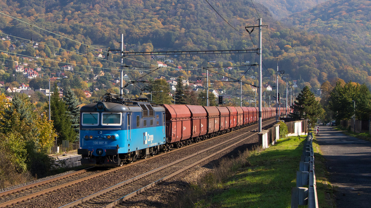 Usti nad Labem am 14. Oktober 2019. 130 007-8 ist mit Kohle unterwegs. 