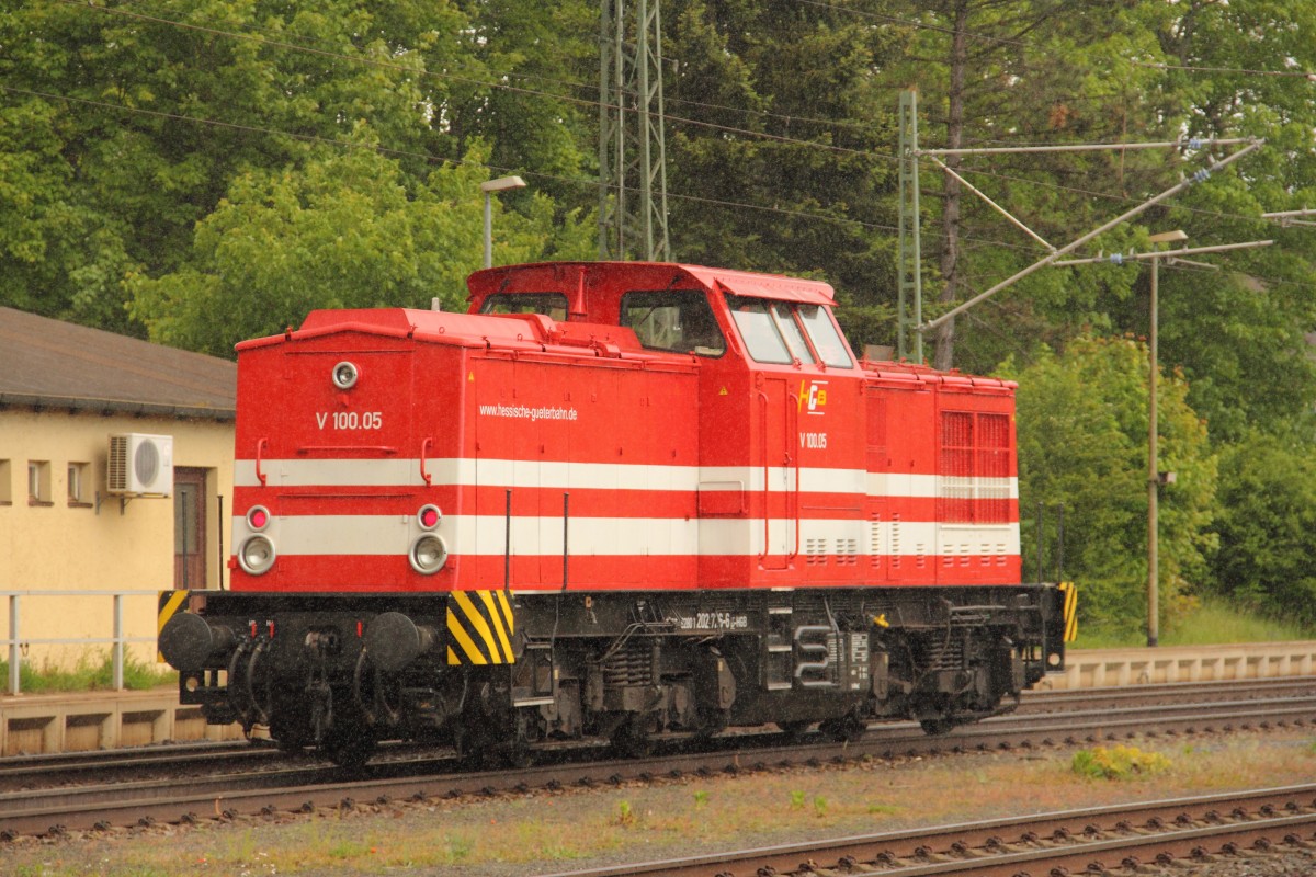 V 100.05 HGB im Regen in Hochstadt/Marktzeuln am 13.05.2014.