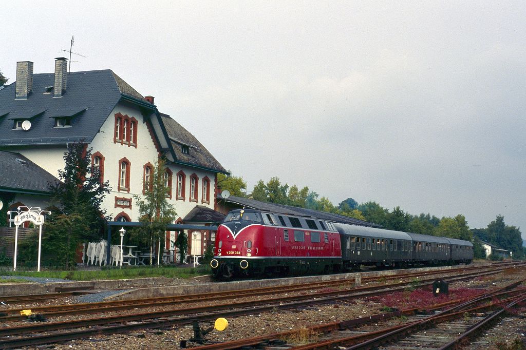 V 200 033 am 23.09.1995 in Brilon Stadt (Sdf. EF Hönnetal e.V.)