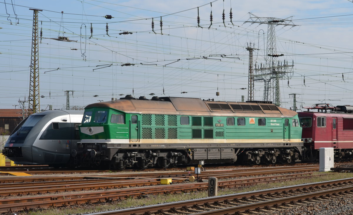 V 300 001 / 232 404-4 der Starkenberger Güterlogistik GmbH (ex DR 132 404-5) am Leipzig Hbf 11.04.2018 