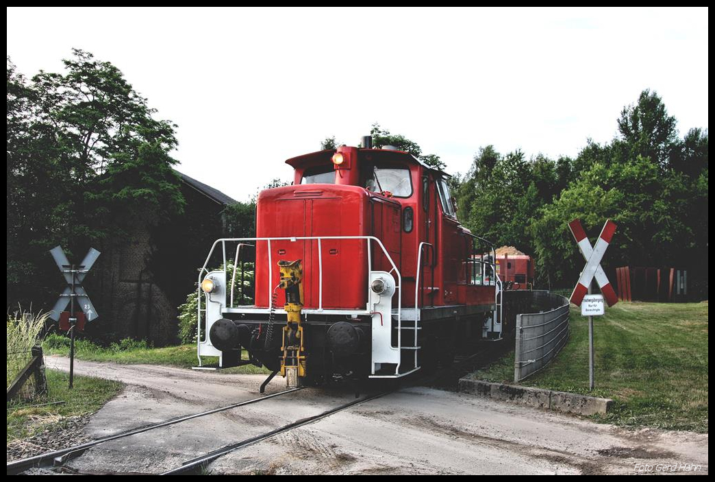 V 60 HABA 7 hat hier am 7.6.2017 morgens um 06.00 Uhr einen Schuttzug zum Entladepunkt Augustaschacht gebracht. HABA 7 übernahm für knapp zwei Monate diesen Einsatz als Ersatz für eine ausgefallene Hüttenlok.