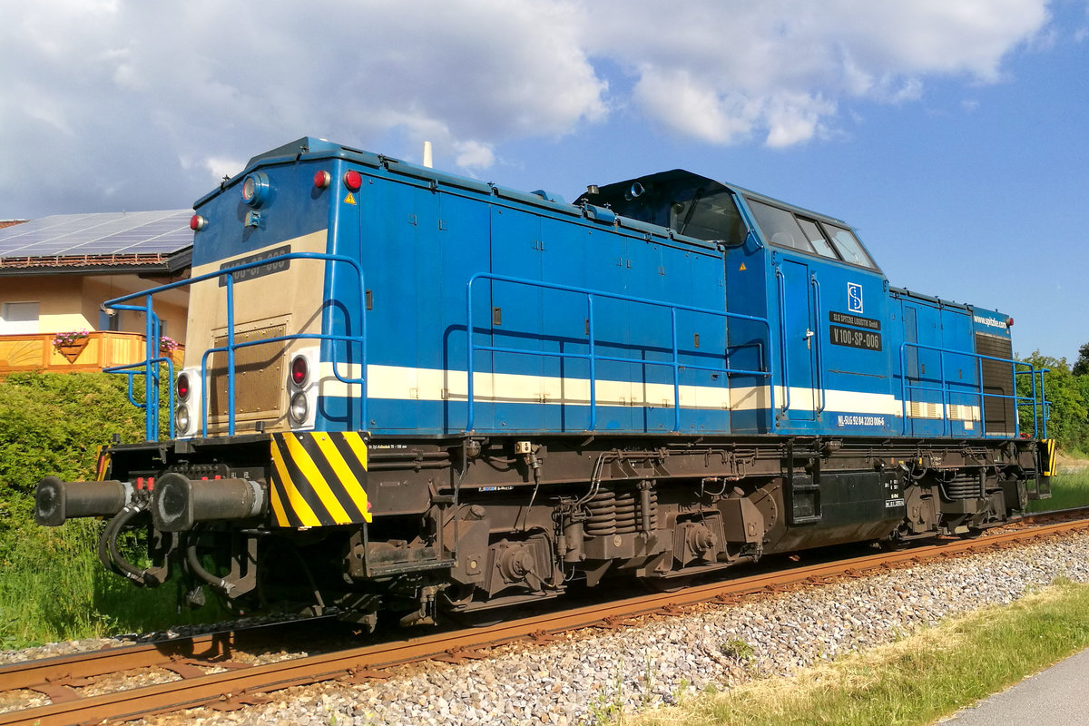 V100-SP-006 von SLG abgestellt in Frauenau, Bayerischer Wald am 13.06.2019