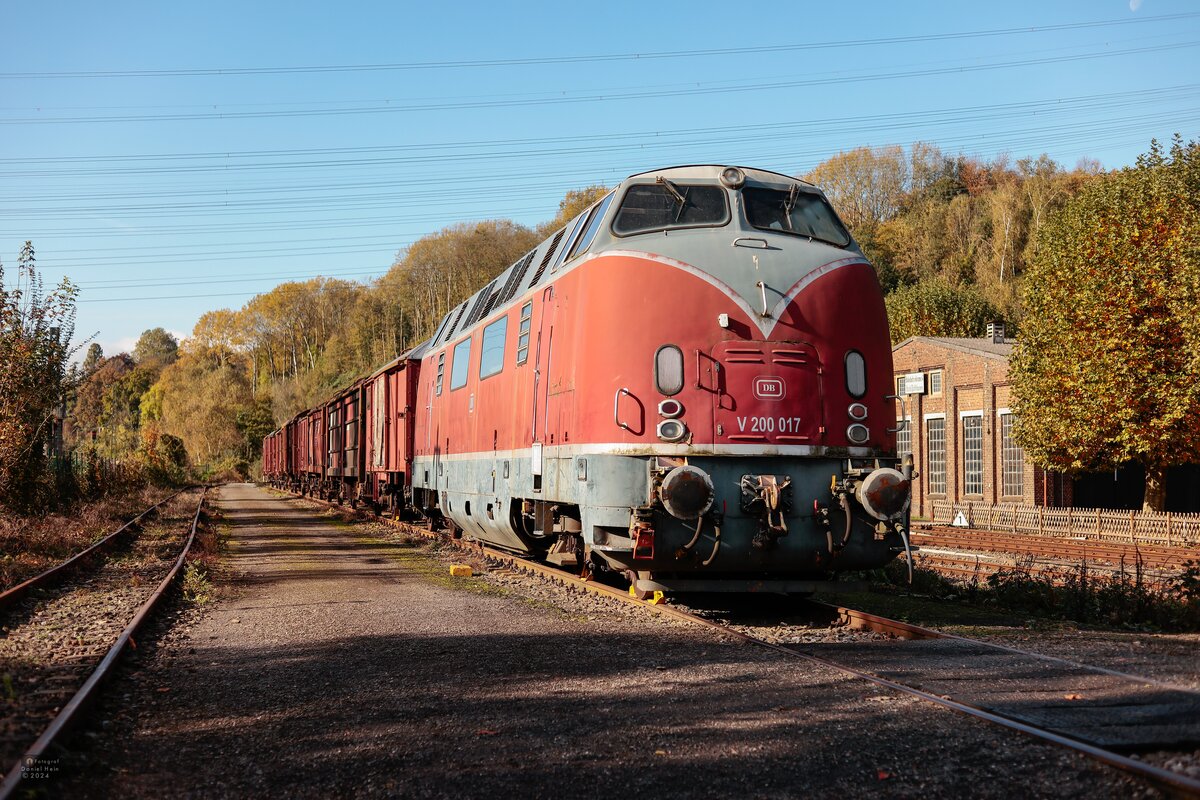 V200 017 DB im Eisenbahnmuseum Bochum Dahlhausen, Oktober 2024.
