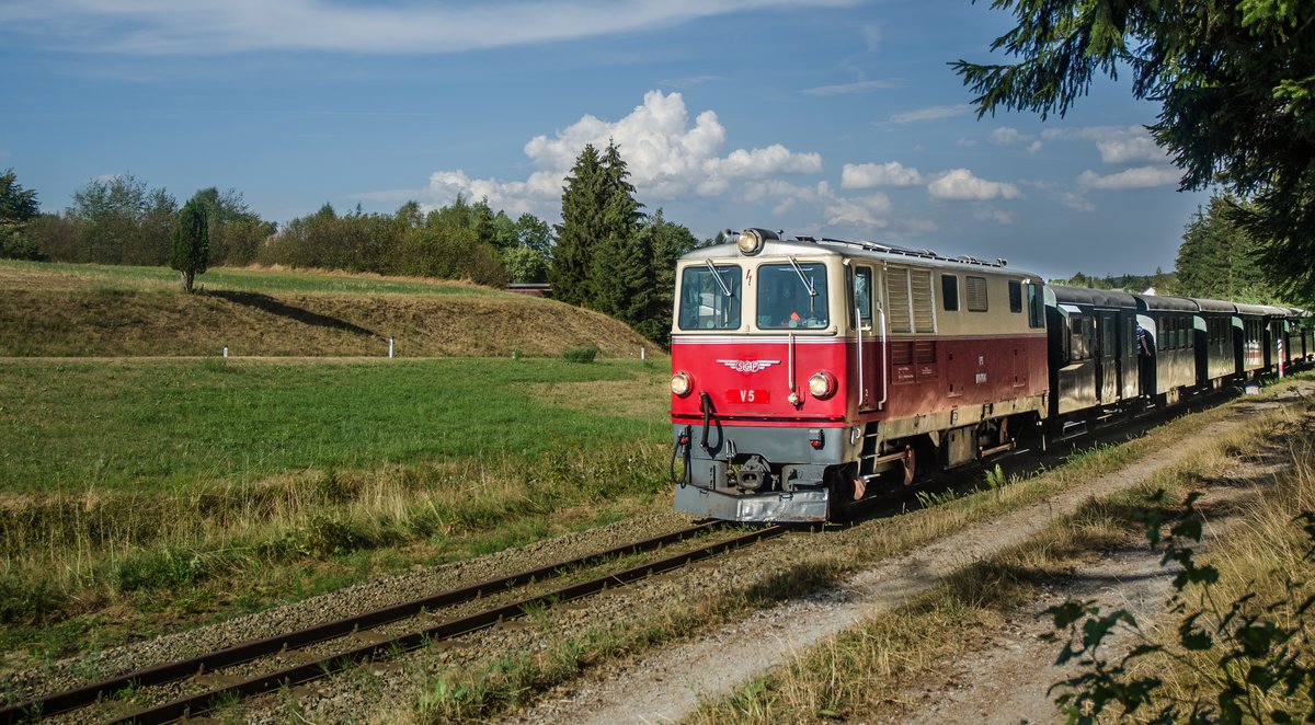 V5 der NÖVOG kurz nach Heinreichs am 15.August.2015