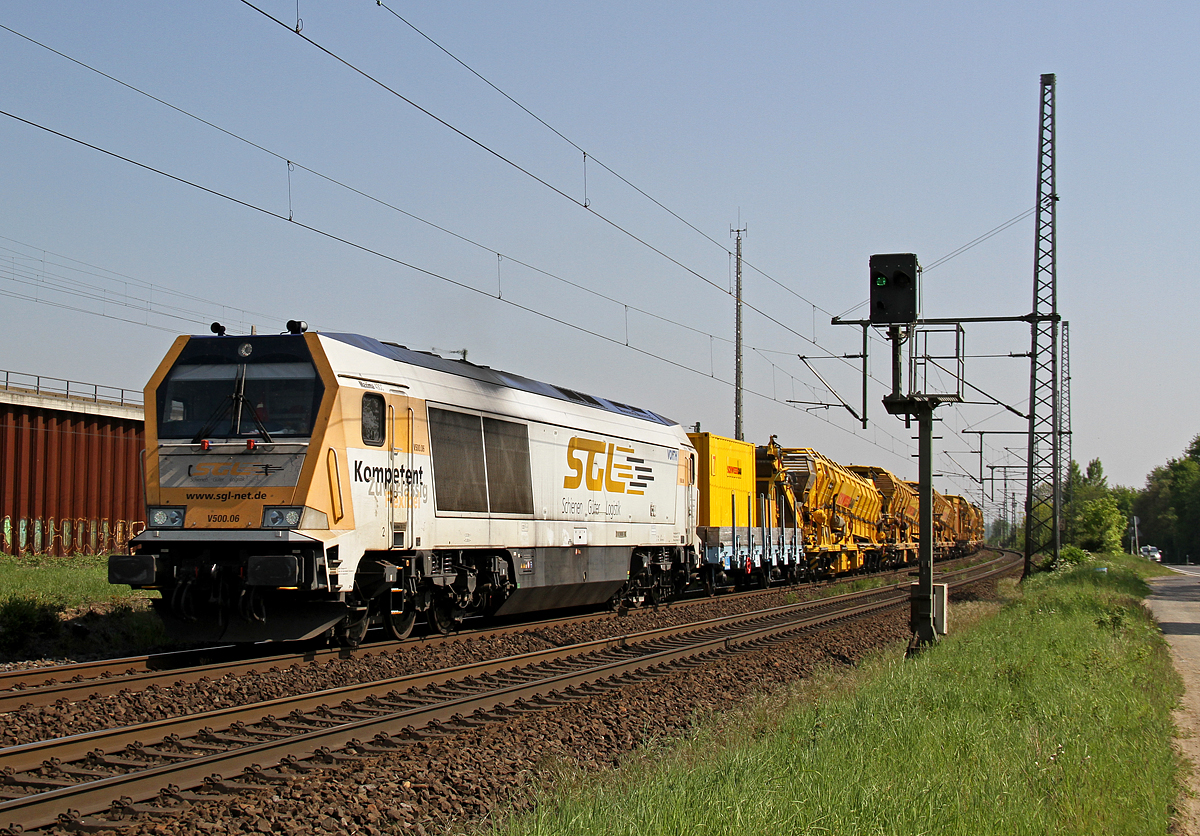 V500.06 der SGL bei Porz Wahn am 10.05.2017