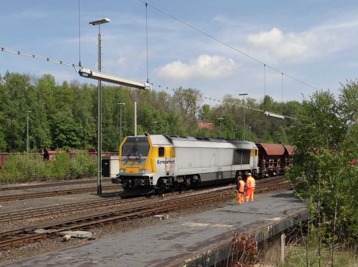 V500.17 (92 80 1264 0100 DSGL) Schotterte am 05.05.14 in Marktredwitz