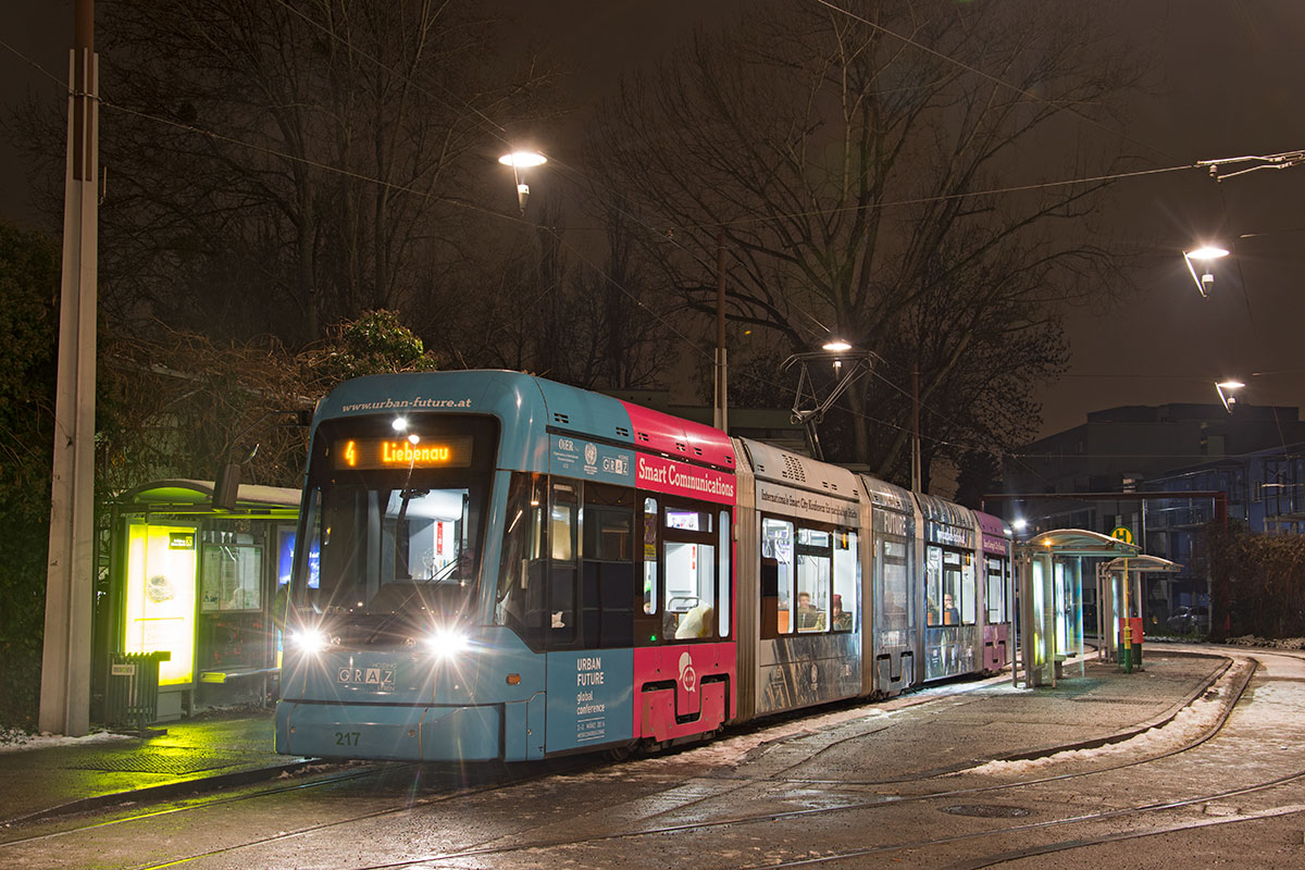 Variobahn 217  Urban Future  als Linie 4, Andritz, 07.01.2016. 