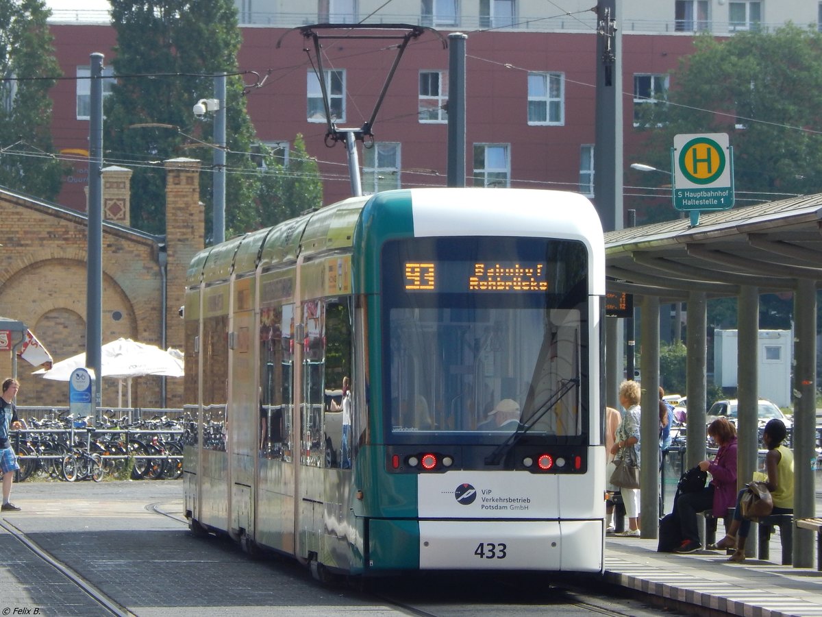 Variobahn Nr. 435 der ViP in Potsdam am 24.08.2015