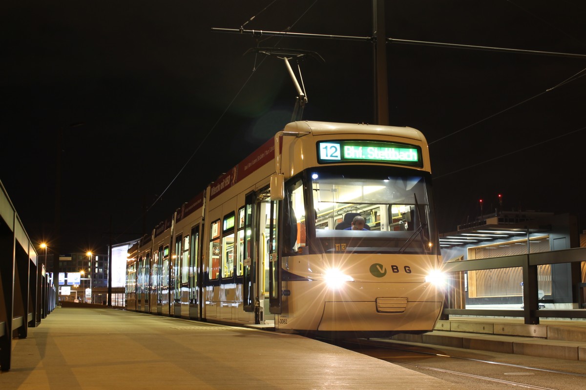 VBG Cobra 3062 bei der Haltestelle Flughafen-Fracht. 28.02.2014