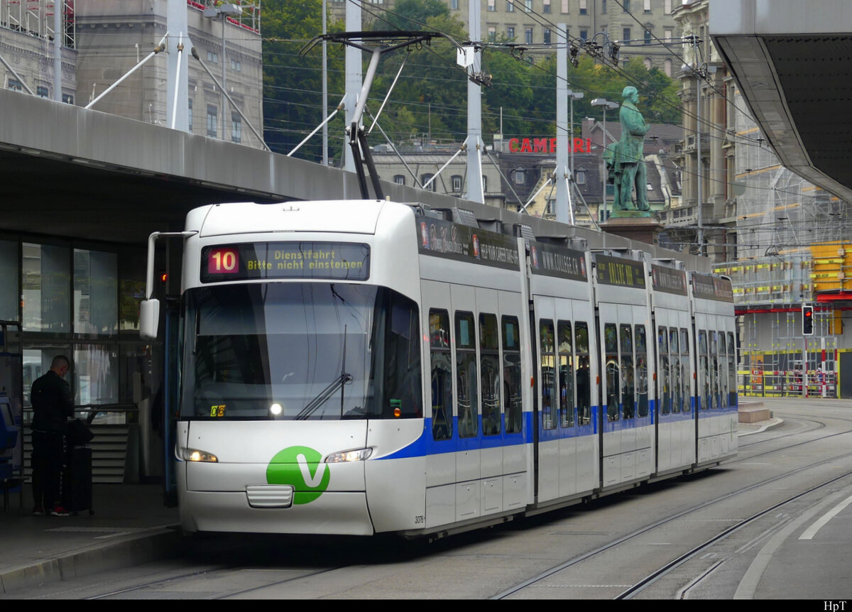 VBG - Tram Be 5/6 3076 unterwegs auf der Linie 10 in Zürich am 12.09.2021