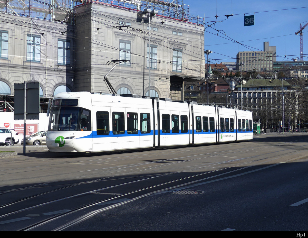 VBG - Tram Be 5/6 3070 unterwegs auf der Linie 10 in der Stadt Zürich am 13.03.2022