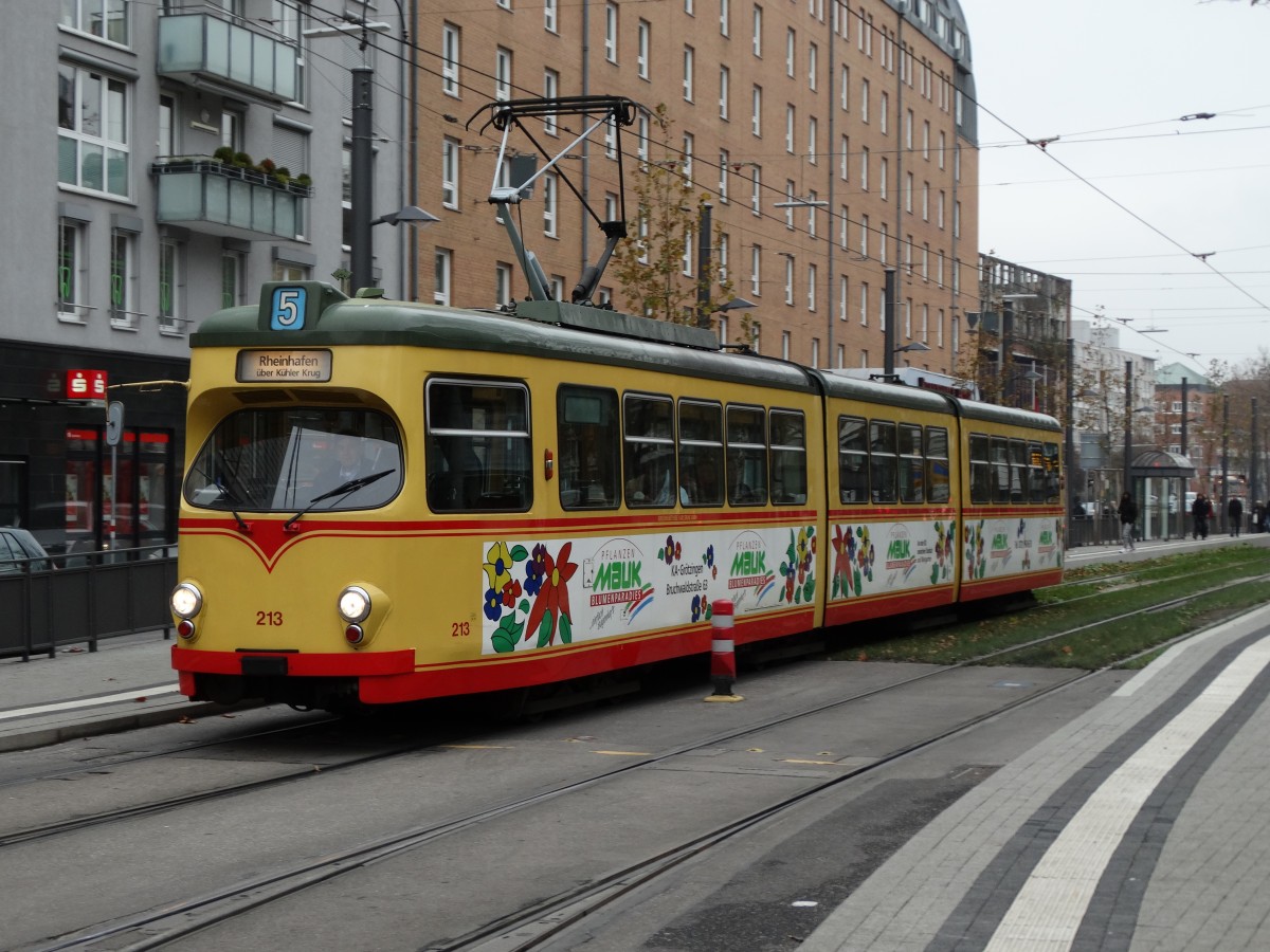 VBK Düwag GT8 213 am 04.12.14 in Karlsruhe auf der Linie 5