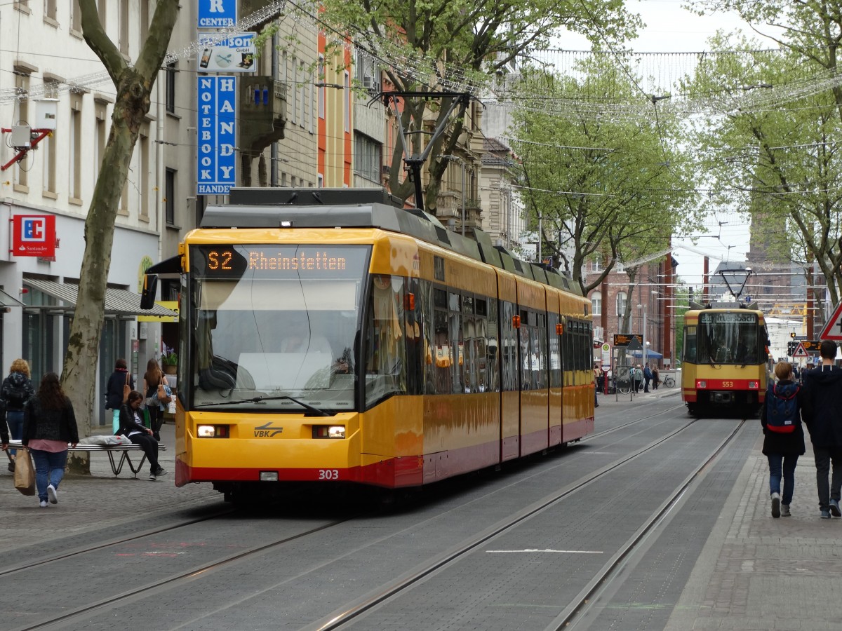 VBK Wagen 303 im neuen Design in Karlsruhe Innenstadt am 25.04.15