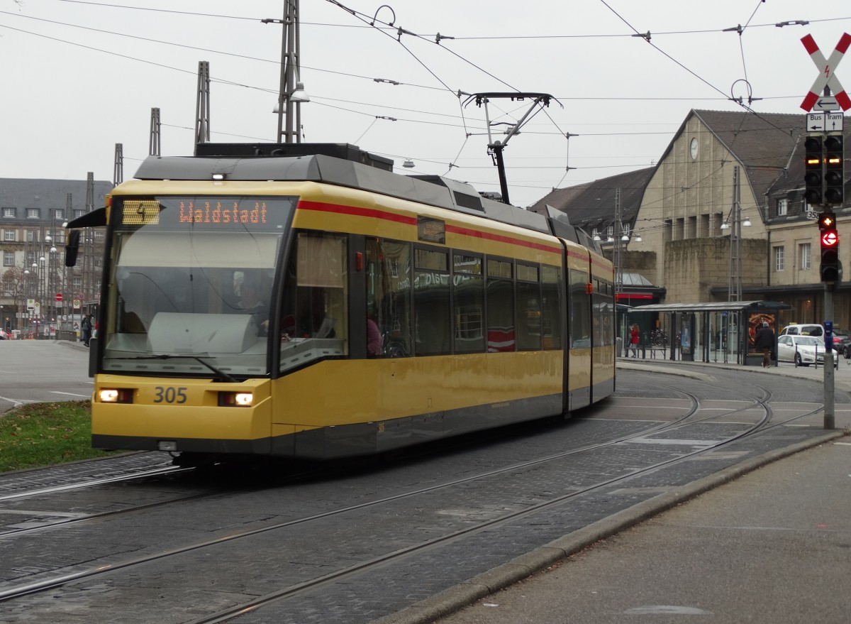 VBK Wagen 305 am 04.12.14 in Karlsruhe 