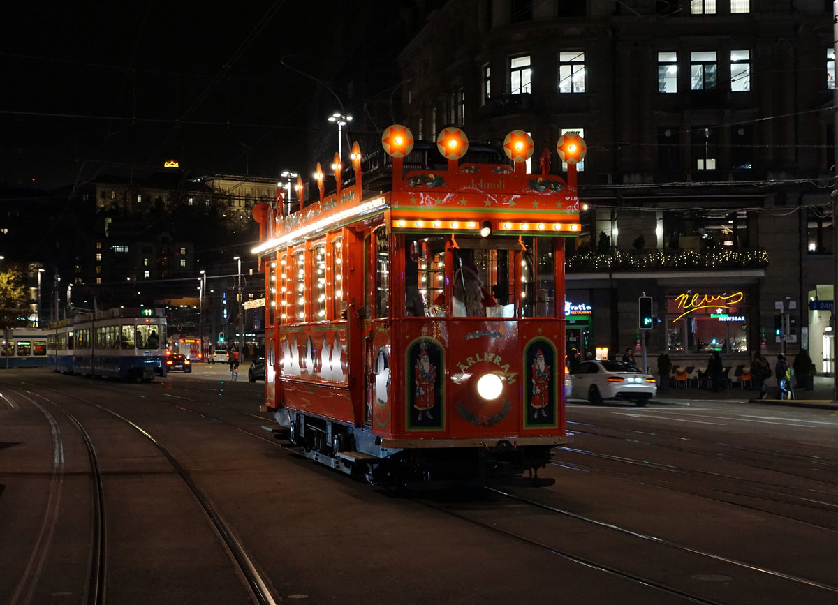 VBZ: Märlitram Zürich, 6. Dezember 2017.
Auch dieses Jahr war in Zürich, Basel und Bern das beliebte vom St. Nikolaus chauffierte Märlitram unterwegs.
Foto: Walter Ruetsch