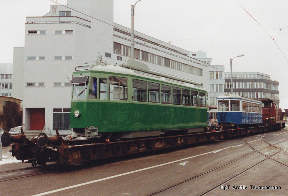 VBZ - Tram Be 4/4 1412 und Beiwagen B 740 auf SBB Transportwagen in Zürich am 05.01.1995 .. Flohmarktfund .. Archiv Teutschmann