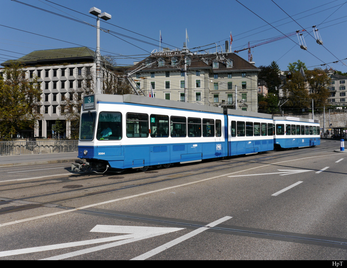 VBZ - Tram Be 4/6  2084 unterwegs auf der Line 3 in Zürich am 20.09.2020