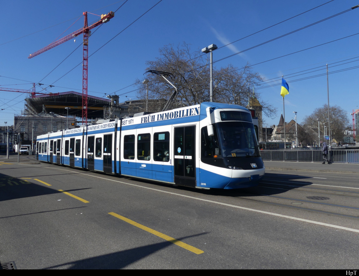 VBZ - Tram Be 5/6 3018 unterwegs auf der Linie 3 in der Stadt Zürich am 13.03.2022