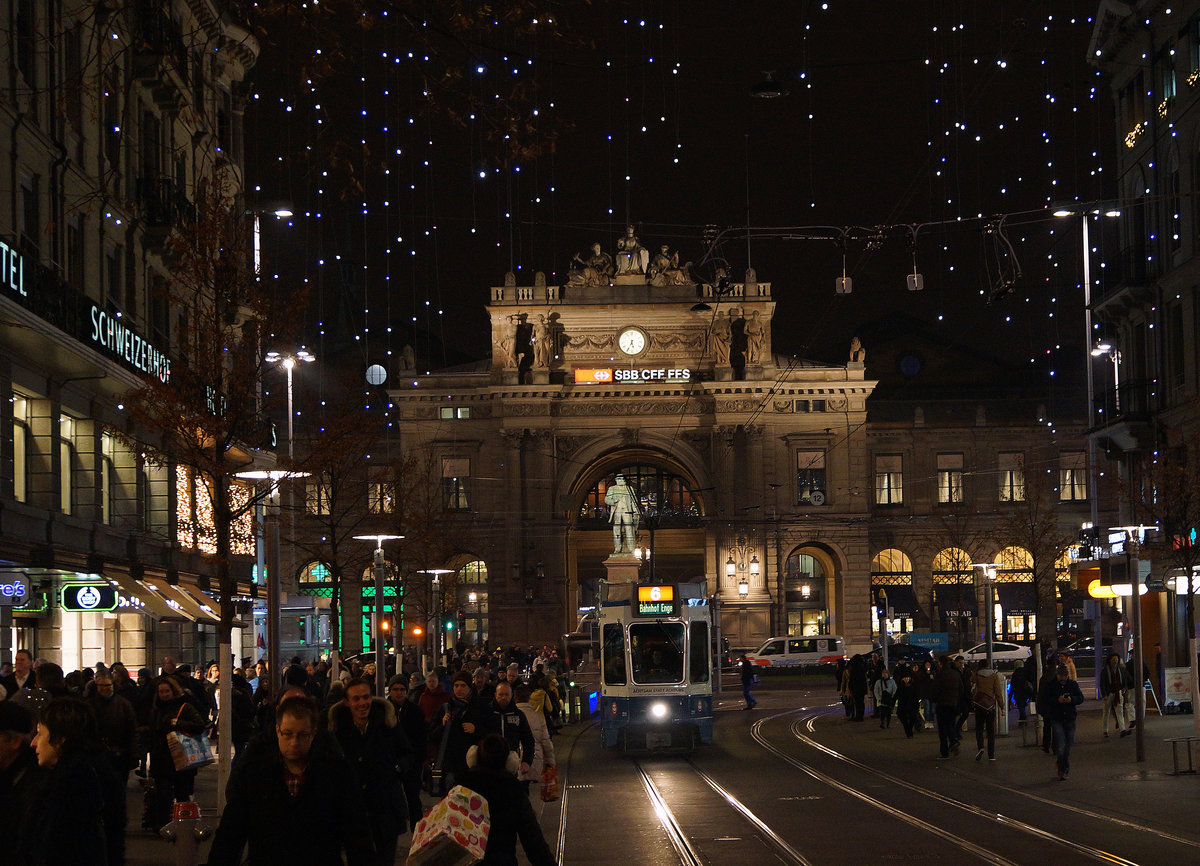 VBZ: Weihnächtliche Stimmung in Zürich (15.12.2016).
Foto: Walter Ruetsch