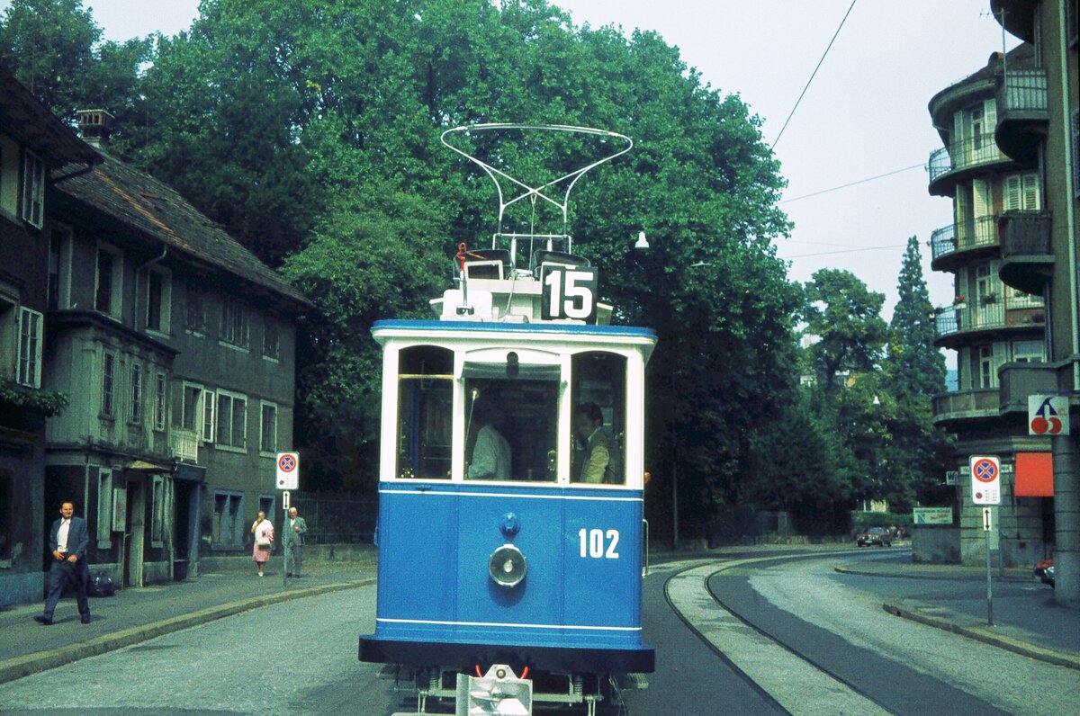 VBZ Zürich__Stadtrundfahrt mit Ce 2/2 Nr.102 Bj. 1900 samt Bw.__14-09-1974    