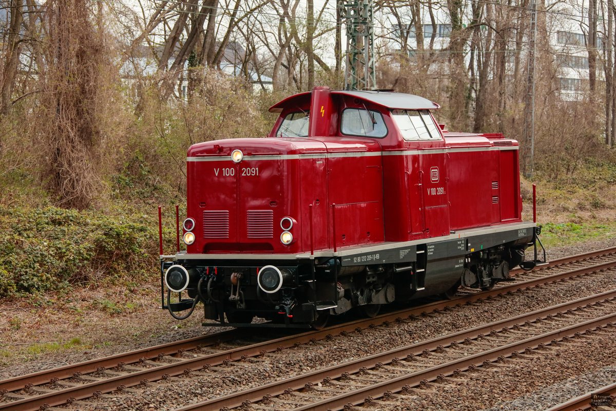 VEB V100 2091 in Wuppertal, am 13.04.2021.