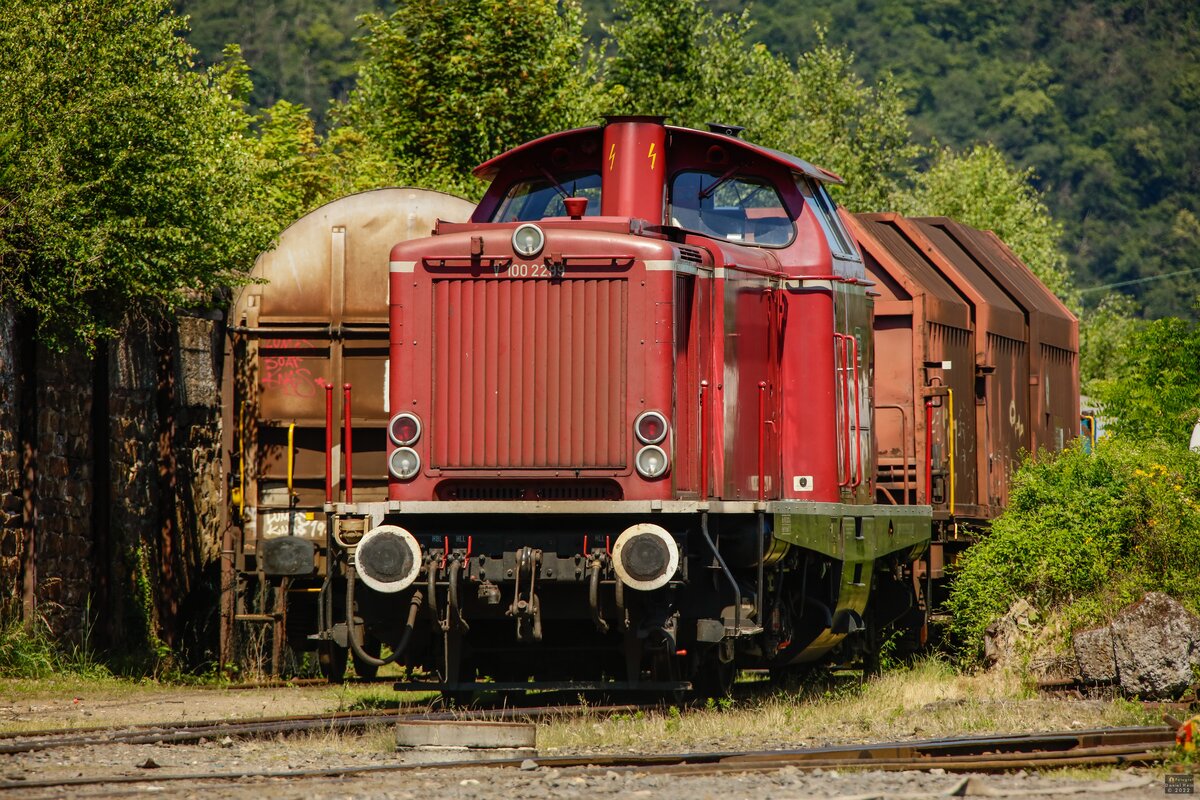 VEB V100 2299 in Brohl, Juni 2022.