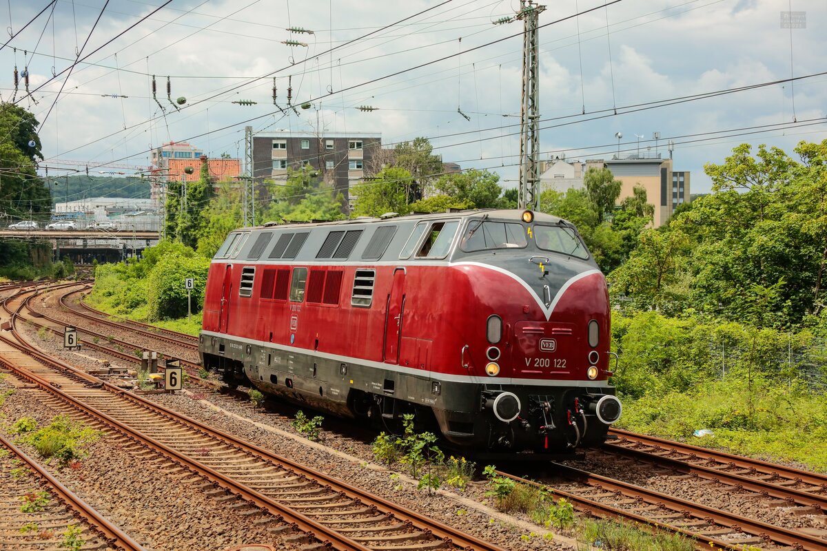 VEB V200 122 in Wuppertal, Juni 2025.