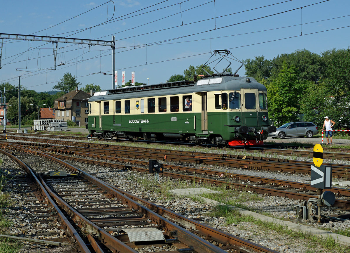 Verein Depot und Schienenfahrzeuge Koblenz (DSF)
TRIEBWAGEN TREFFEN KOBLENZ 1. AUGUST 2017
DSF BDe 4/4 80, ehemals SOB, auf Rangierfahrt in Koblenz.
Foto: Walter Ruetsch
