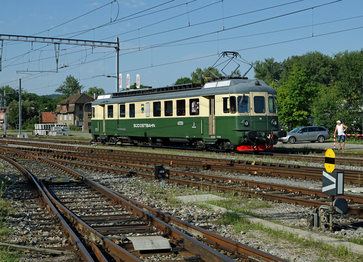Verein Depot und Schienenfahrzeuge Koblenz (DSF)
TRIEBWAGEN TREFFEN KOBLENZ 1. AUGUST 2017
DSF BDe 4/4 80, ehemals SOB, auf Rangierfahrt in Koblenz.
Foto: Walter Ruetsch