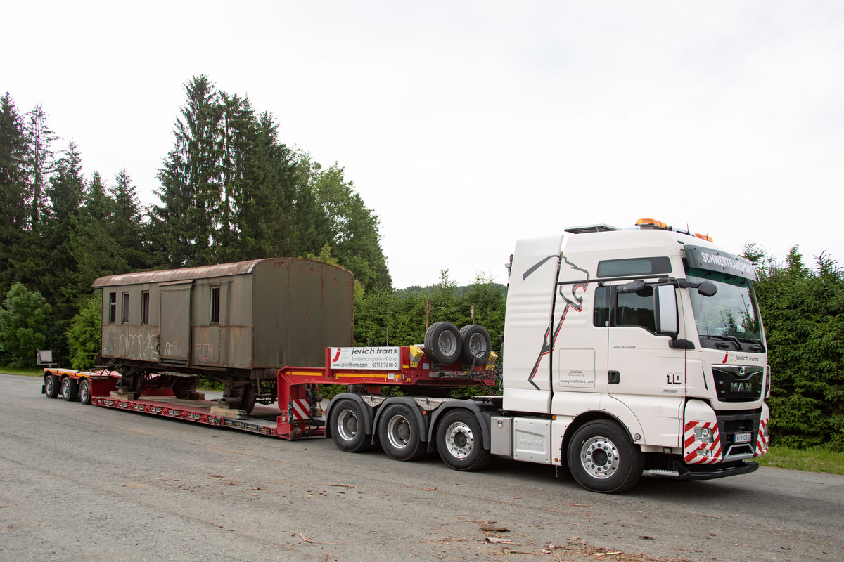 Verladen und fertig zur Abfahrt.  
Der PWI 133 macht sich in kürze auf den Weg zu seinem neuen Besitzer. 
29.05.2020