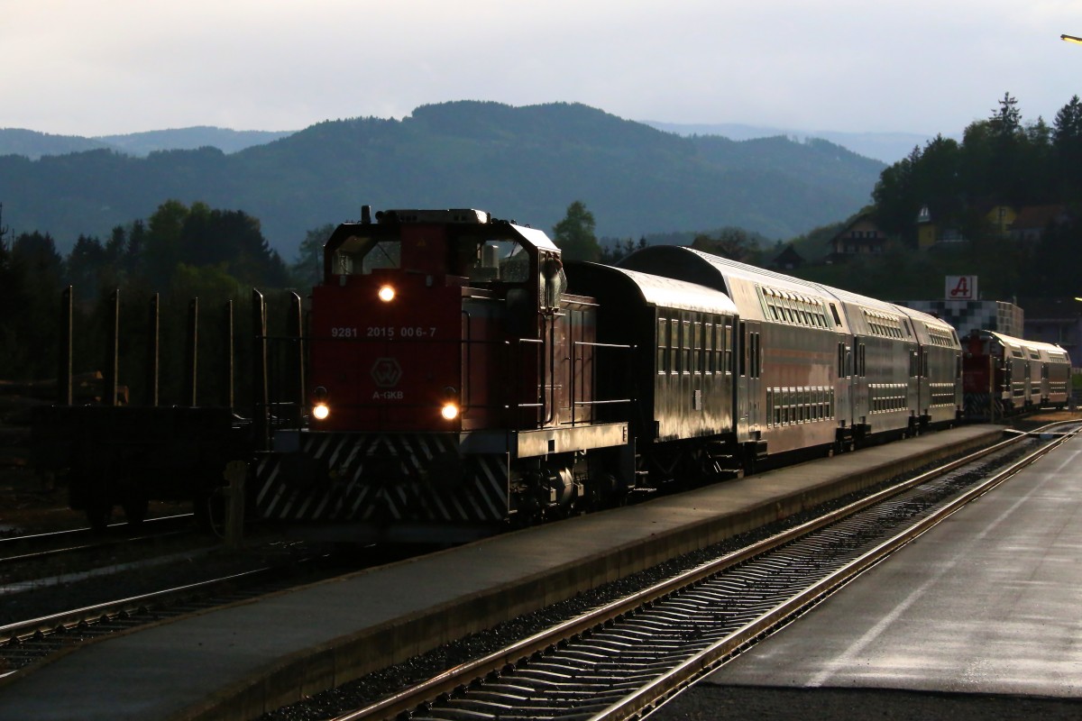 Verstärkung für den Morgendlichen R4354 gibt es am Montag:-) 

Aufgenommen am 30.04.2015 in Wies Eibiswald