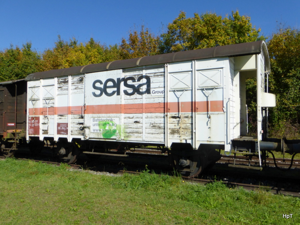 VES + BD&S - ex Sersa Materialwagen V 40 85 94 08 325-0 abgestellt in Heimishofen am 09.10.2014