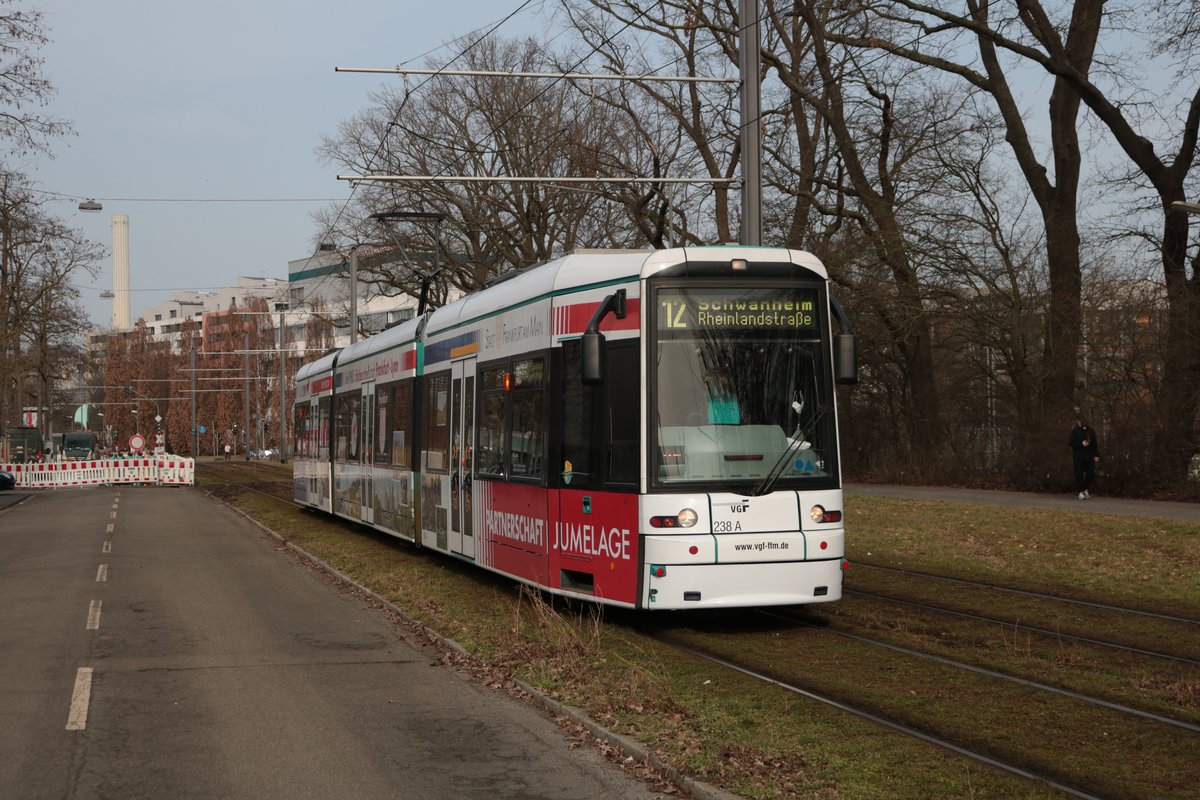 VGF Bombardier Flexity Classic S Wagen 238 am 22.02.21 in Frankfurt am Main