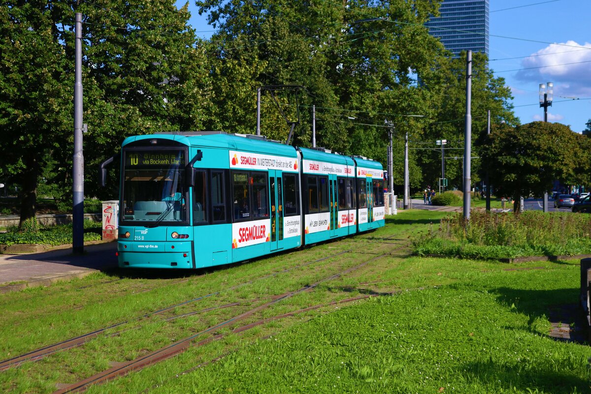 VGF Bombardier Flexity Classic S Wagen 215 am 02.09.23 an der Messe Frankfurt am Main