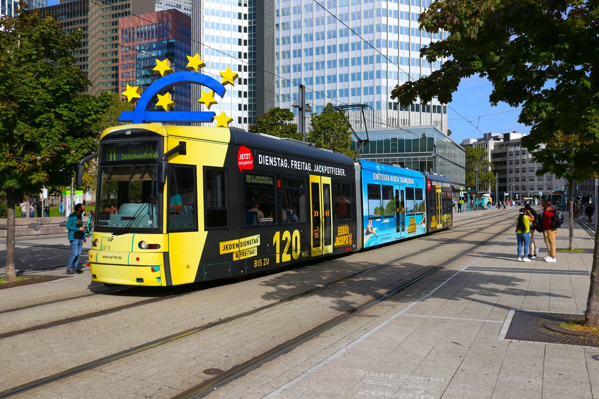 VGF Bombardier Flexity Classic S Wagen 241 am 07.10.23 in Frankfurt am Main